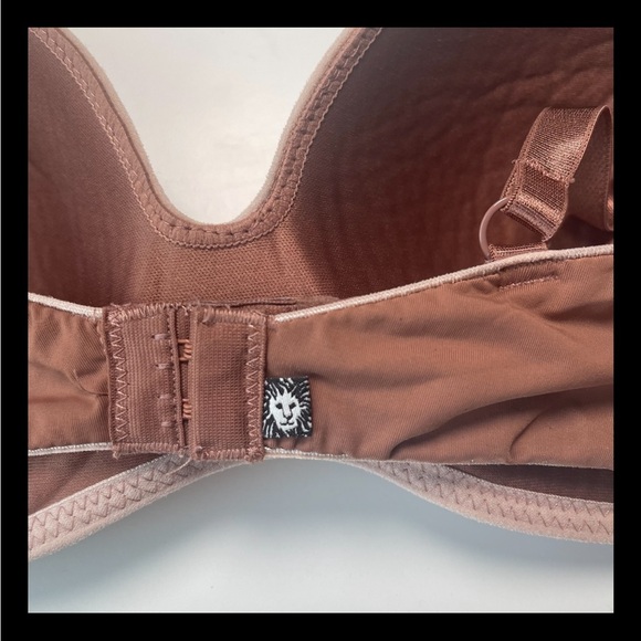 Anne Klein full coverage wireless adjustable straps Trim Bra Size 36B - Picture 5 of 7